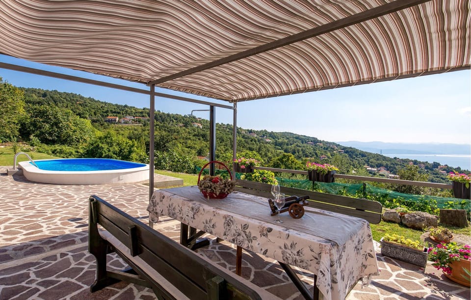 balcony-terrace