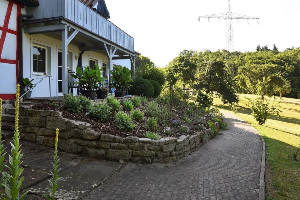 Behindertengerechte Wohnung (60qm) mit großer Terasse und kostenlosem WLAN Apartment in Bavaria