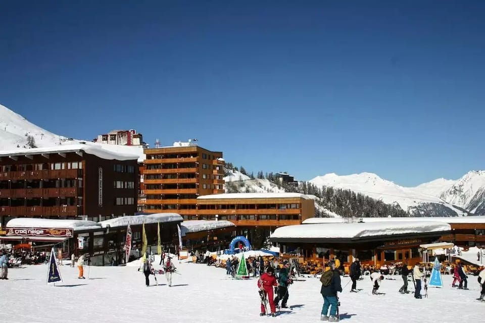 Snow and ski sports