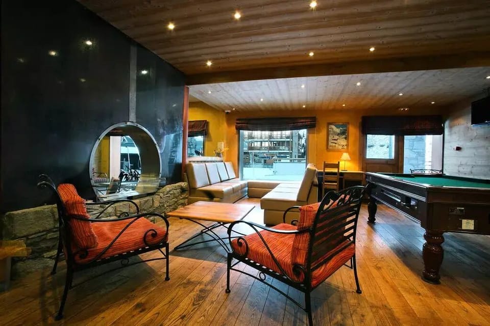 Game room