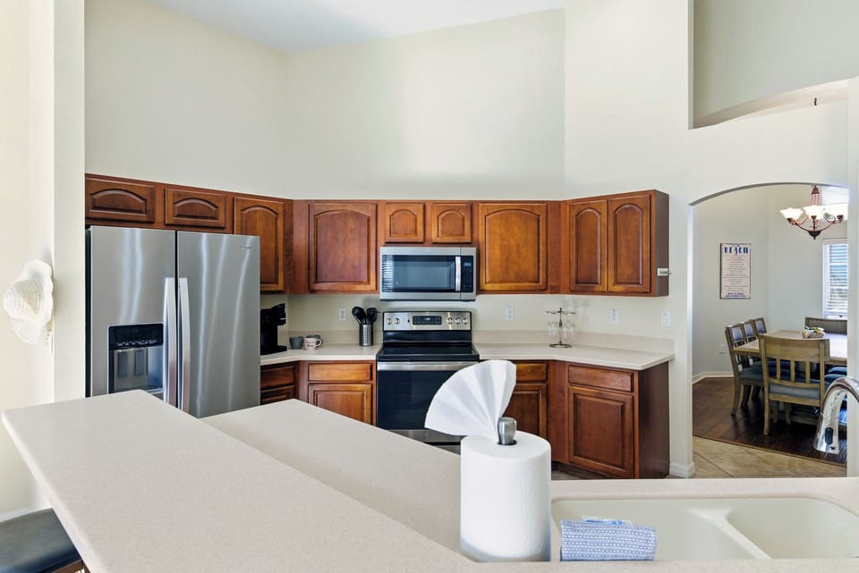 Roomy kitchen
