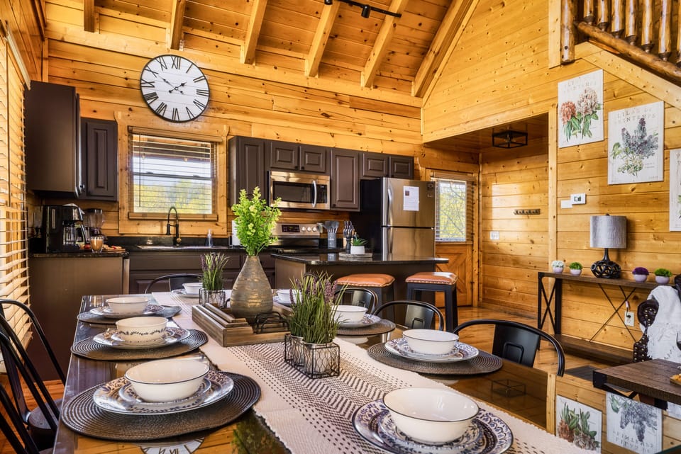 Dining area with a glimpse of our fully equipped kitchen.