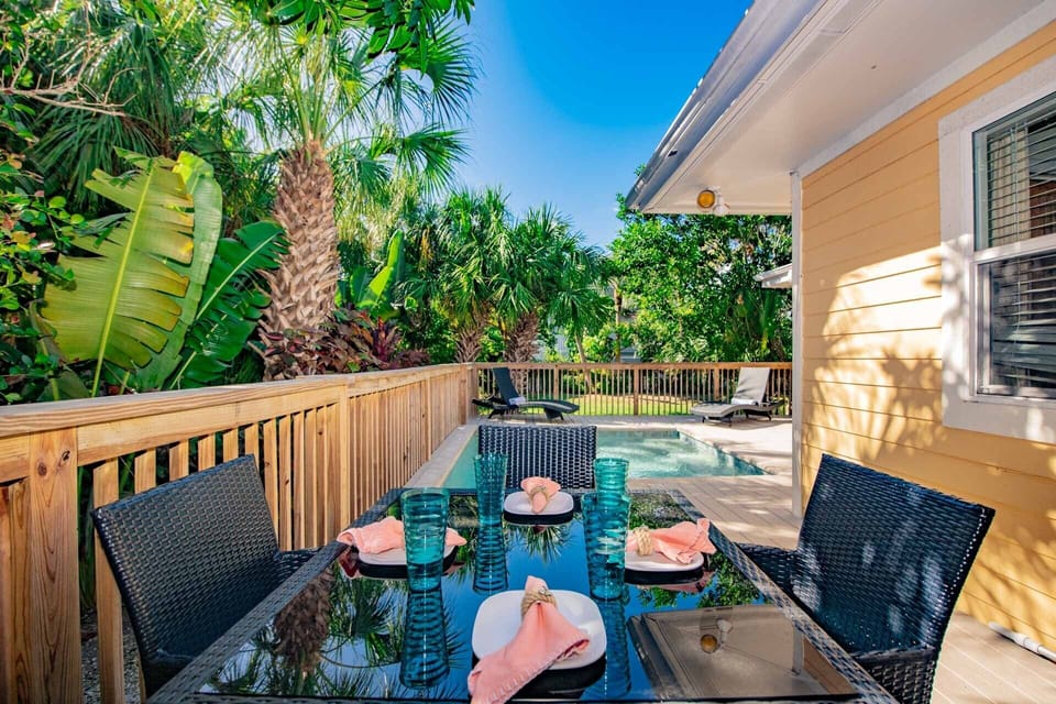 Outdoor Dining Area