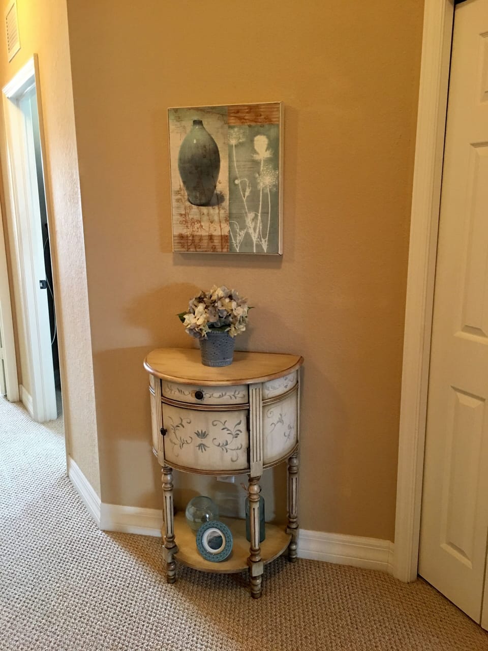 Upstairs hall decor 