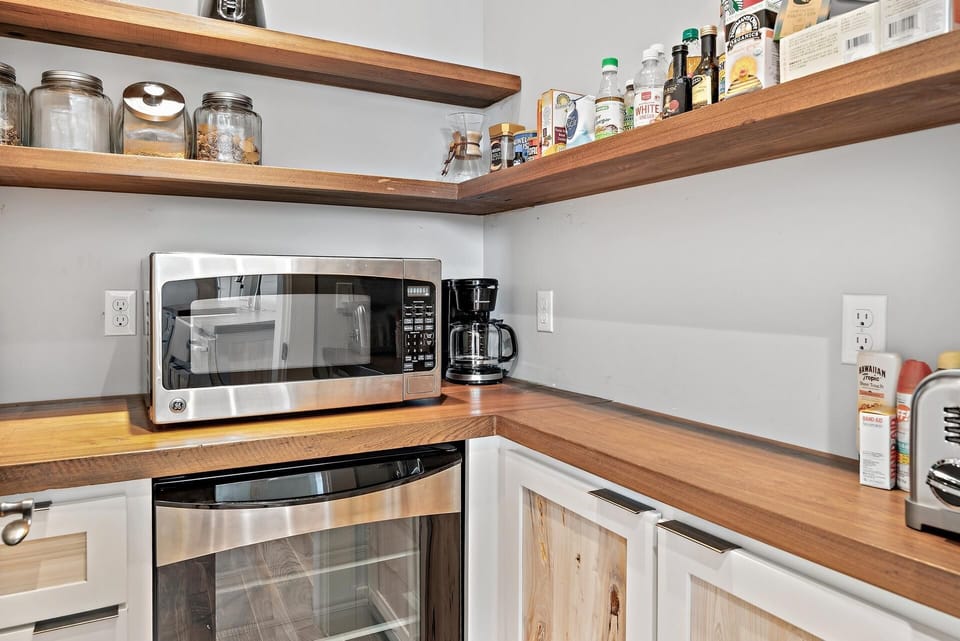 Separate Pantry