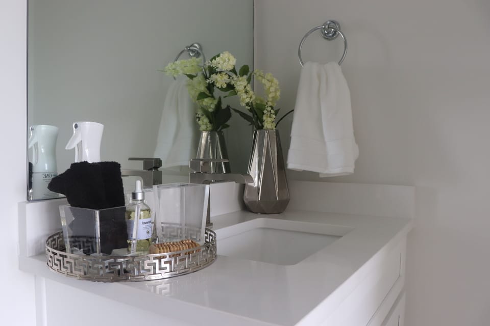 It also has a full Bathroom attached with a bathtub.