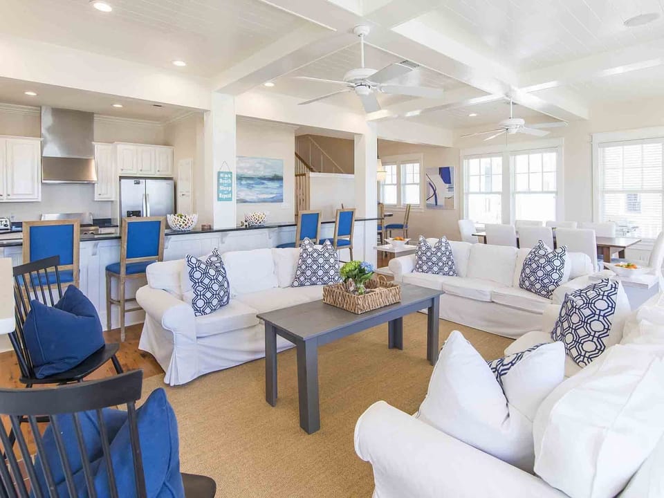 Open Concept Living Room to Kitchen