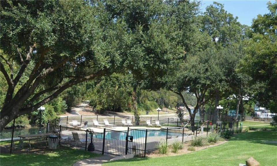 Enjoy the pool too.