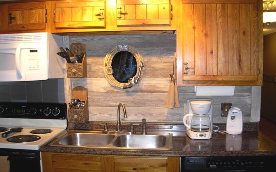 Cute country themed kitchen.