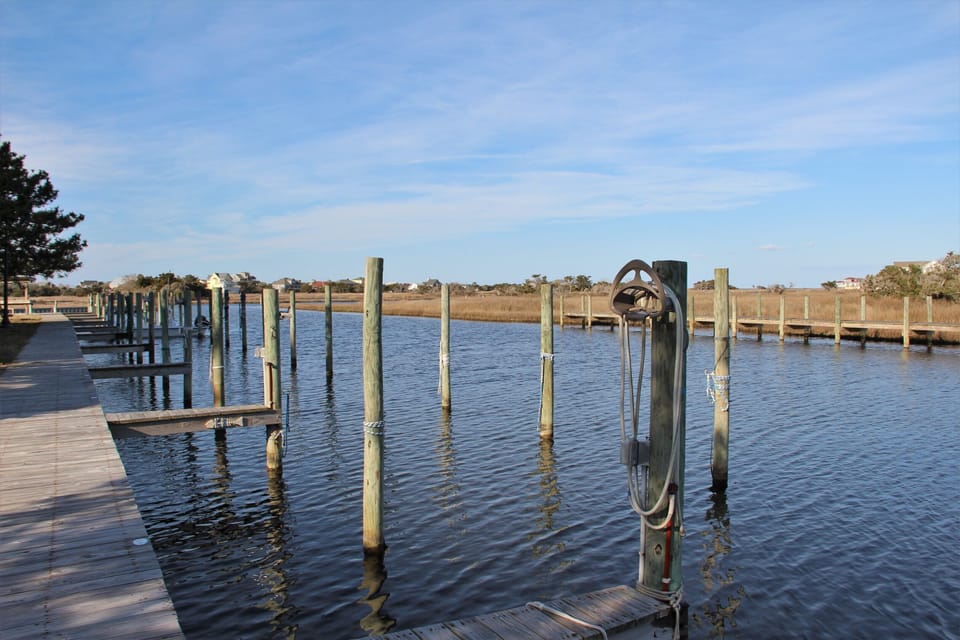Private Dock/Boat Slips