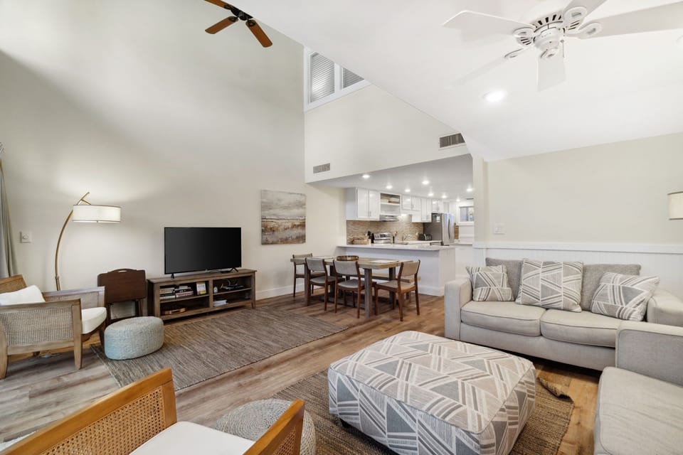 12-web-or-mls-22400-front-beach-rd-unit-22