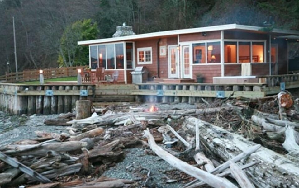 Go beachcombing just feet from the house!