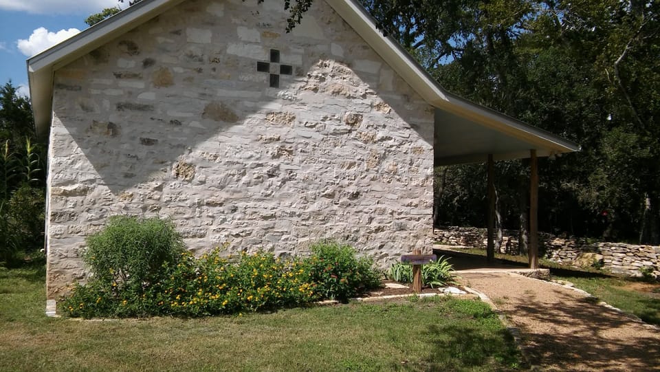 Willie Mae's Cottage