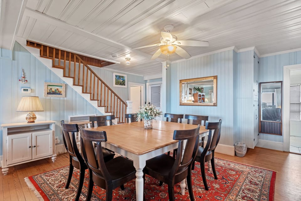 KDN0617: Arcadia l Mid Level Dining Area