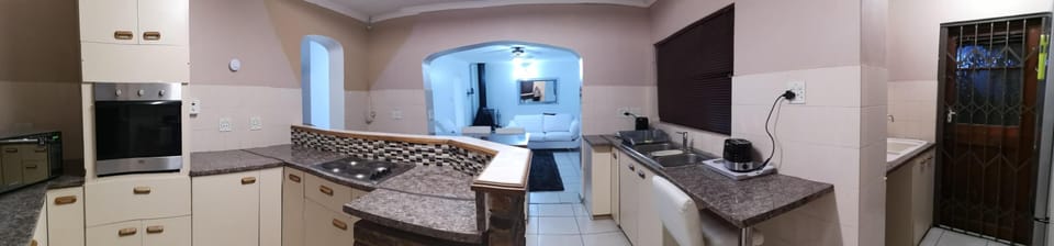 Kitchen into Lounge