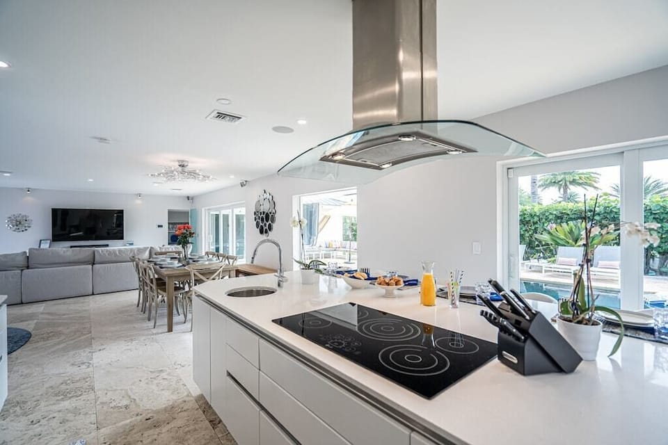 Fully equipped kitchen
