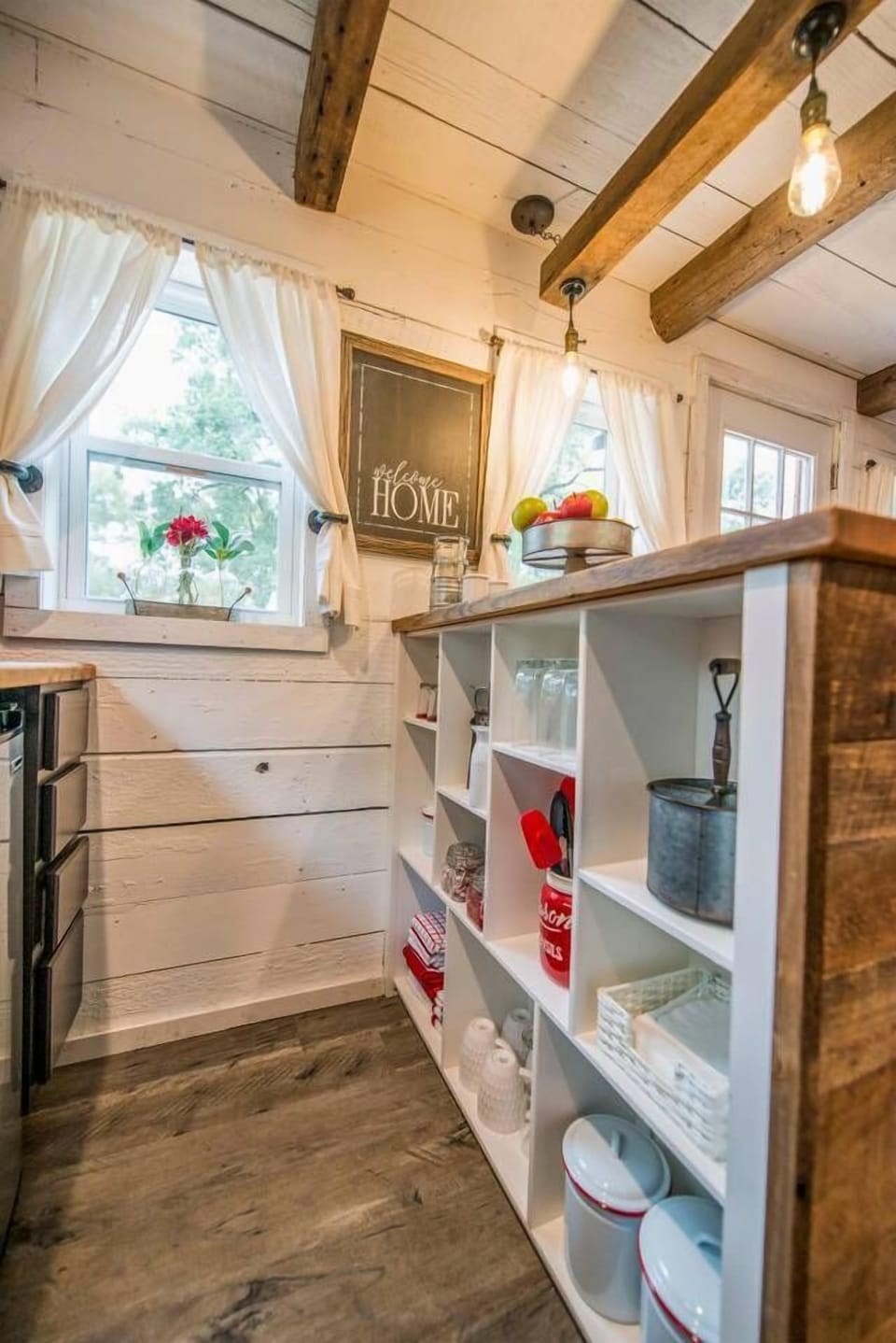 "Pantry".