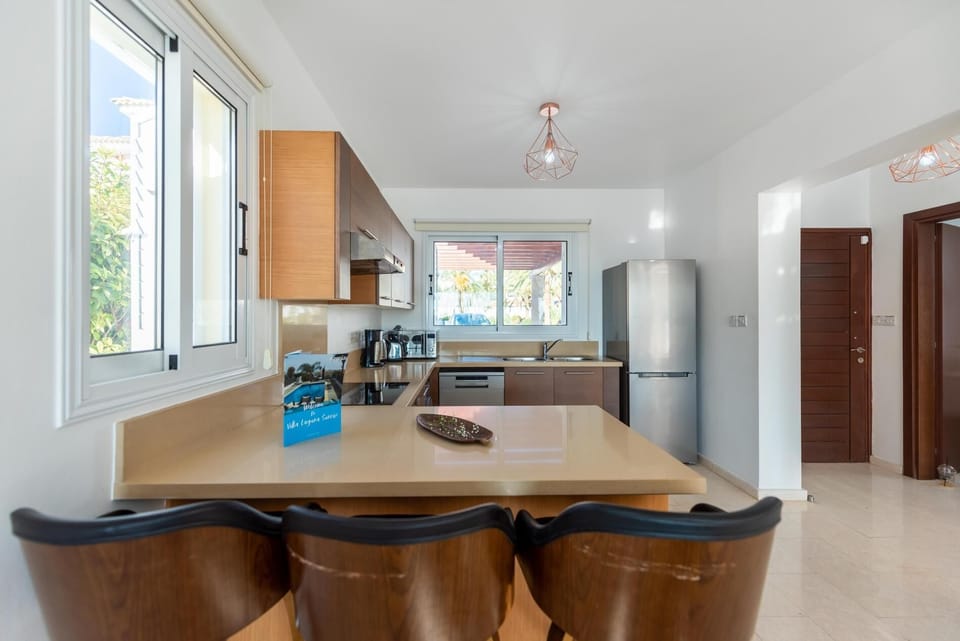 Villa Laguna Sunrise by Ezoria Villas (4759)