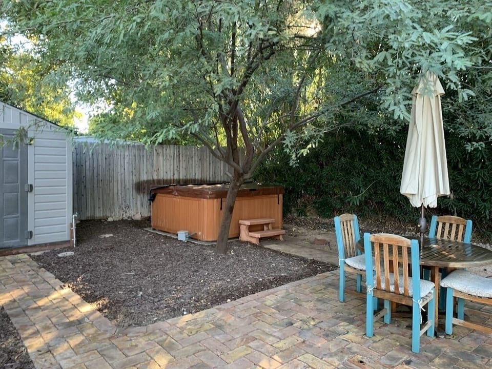 Hot tub