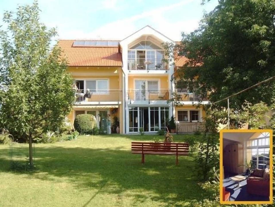 Gemütliches Appartement (29qm) mit großem Balkon und kostenfreiem WLAN Apartment in Bavaria