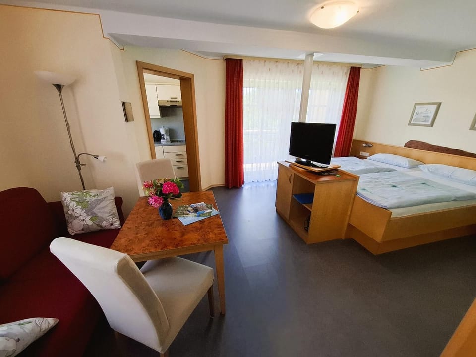 Gemütliches Appartement (29qm) mit großem Balkon und kostenfreiem WLAN Apartment in Bavaria