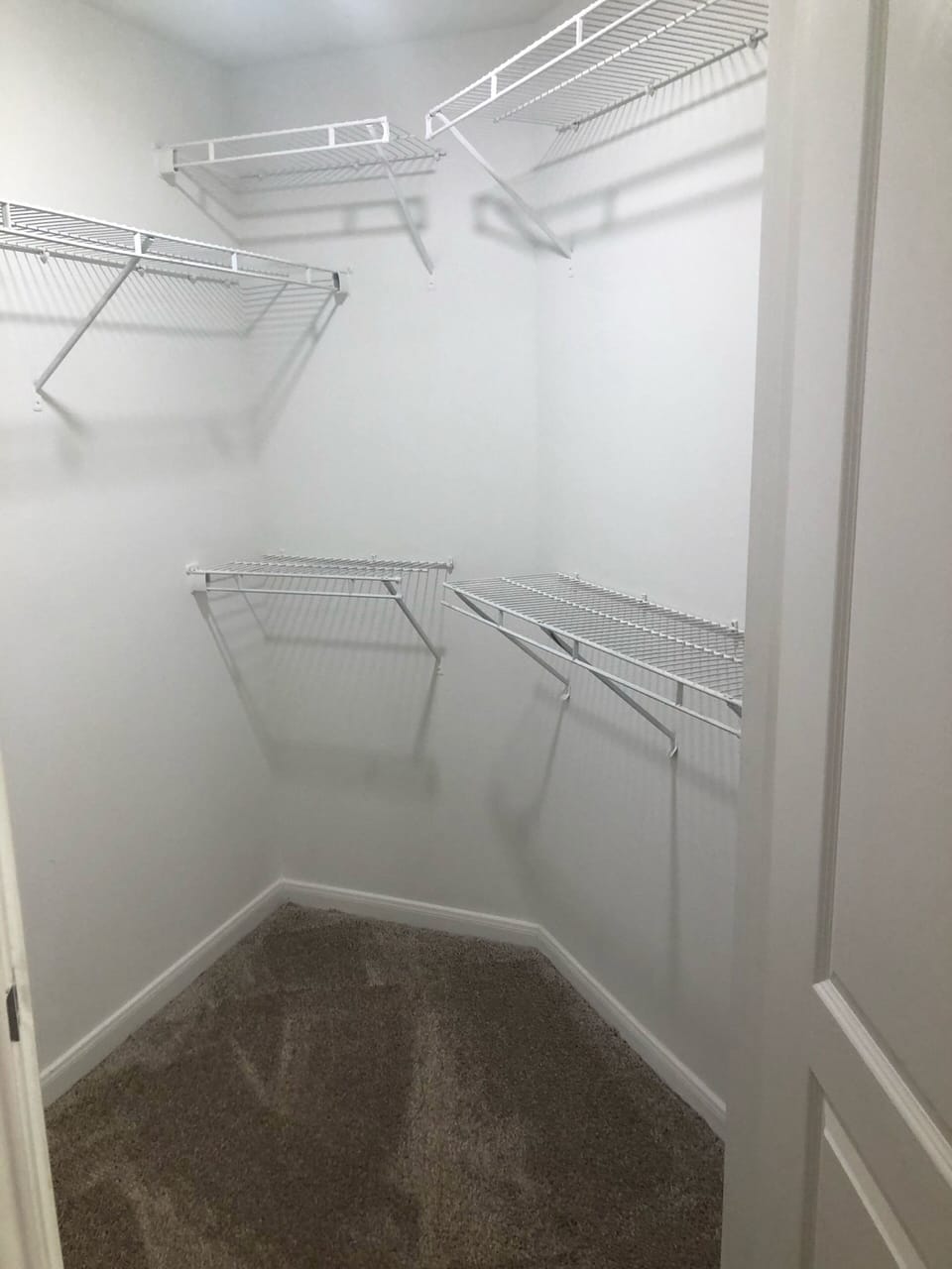  walk in closet 