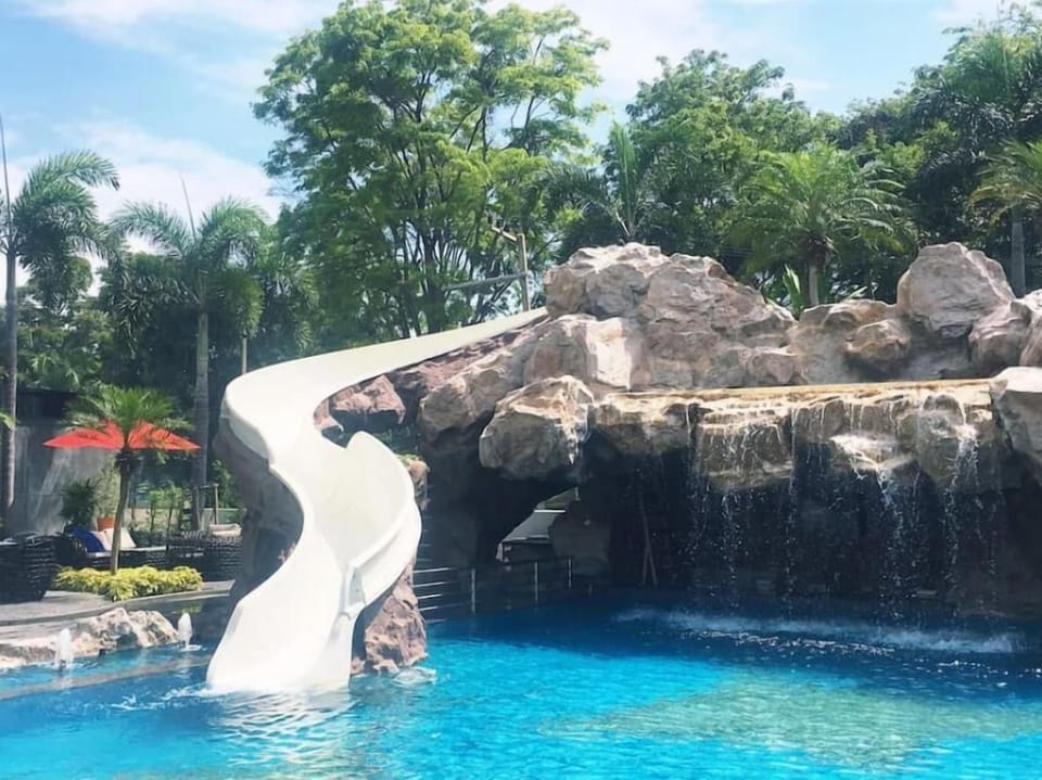 Amari 5* Luxury SEA VIEW, POOL, GYM