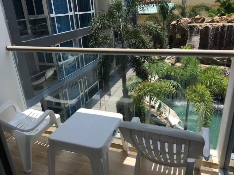 Central Pattaya - Amazing Pool - Studio