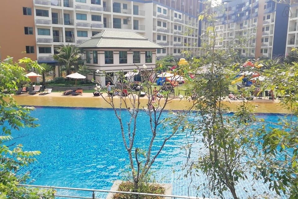 Large 1 BR Apartment Laguna Beach 2