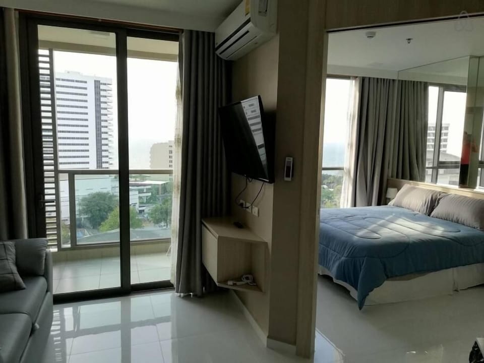 Cloud Condo Ocean View Amazing Location