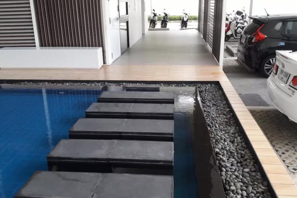 2 Beds @ The Brand New TreeTops Condo