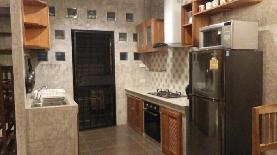 Boutique Townhouse 15 Minutes To Town