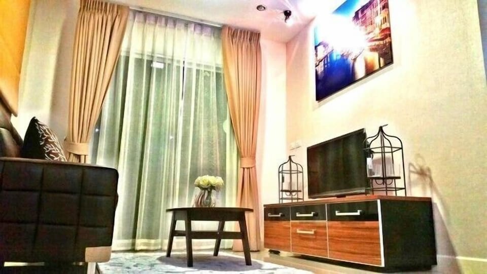 Brand New Town Home In Great Location