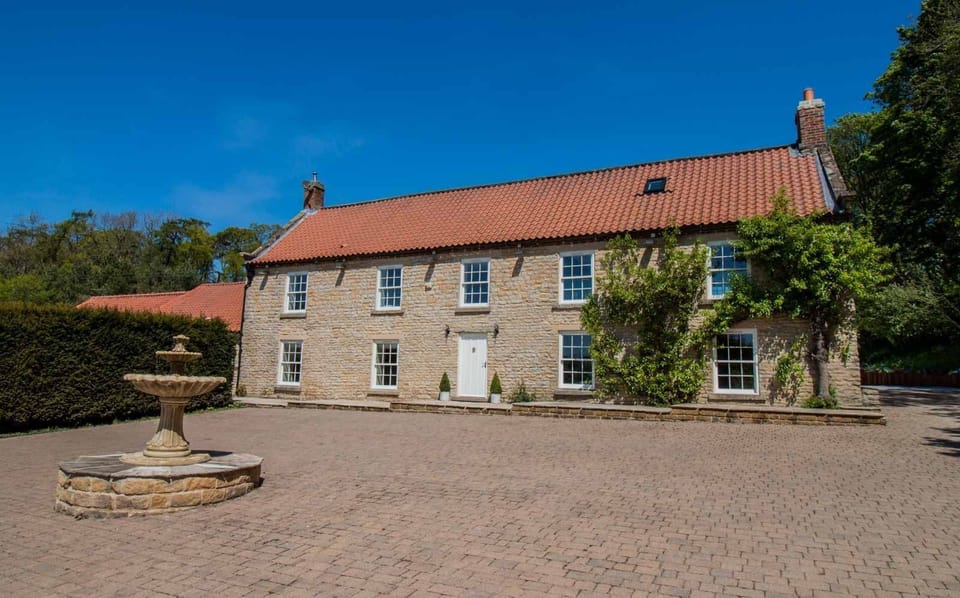 High Oaks Grange | The Grange