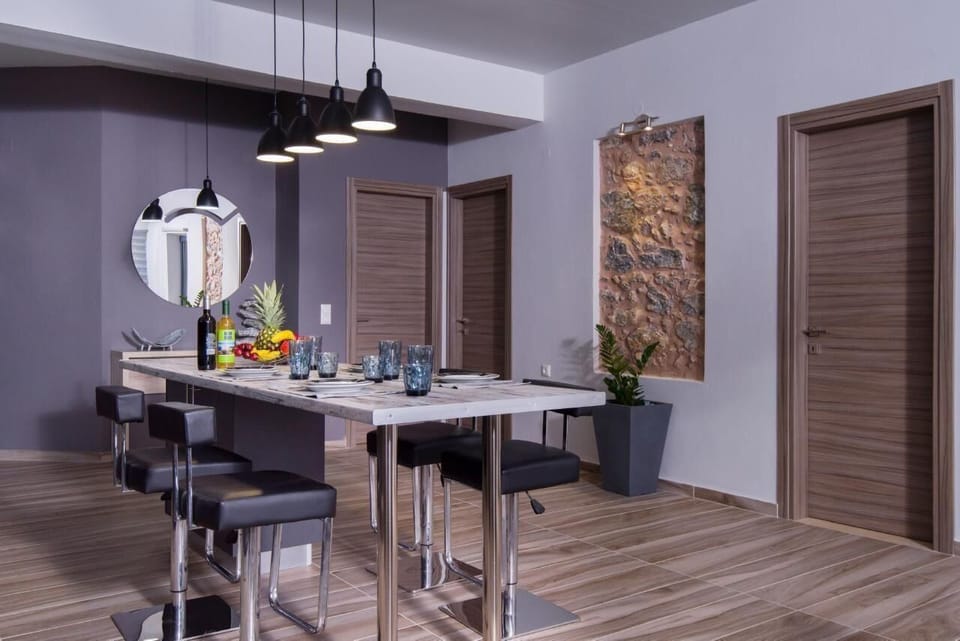 dinning table