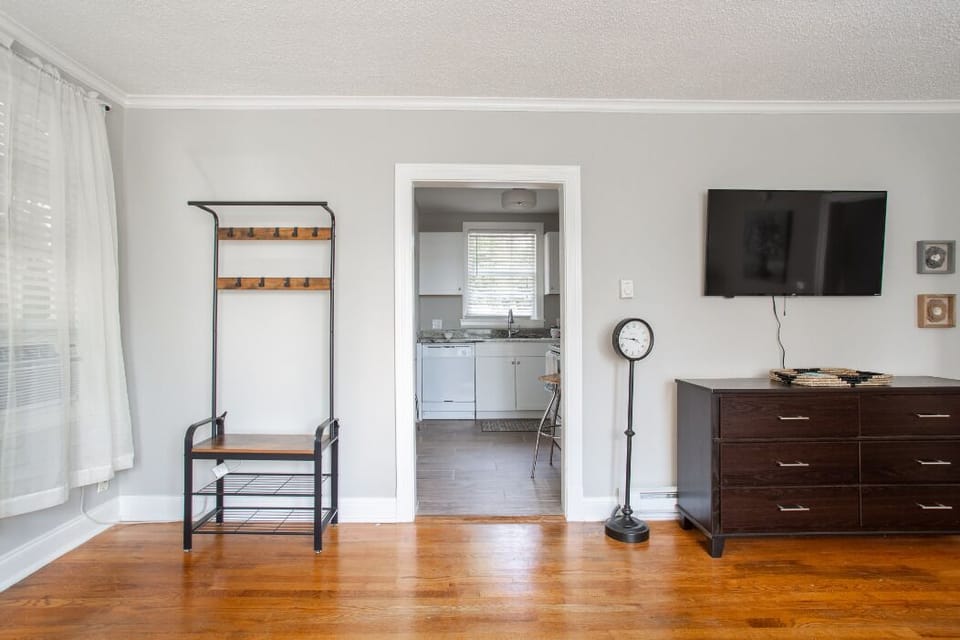 Access kitchen from the family room.