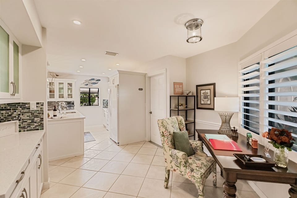 Our brand new kitchen: light, contemporary and completely remodeled