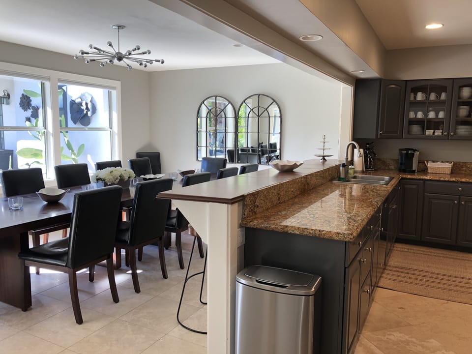 Kitchen bar with seating for 5.