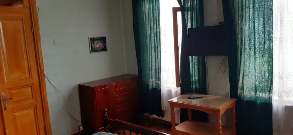 With Own TV,Toilete and Shower
