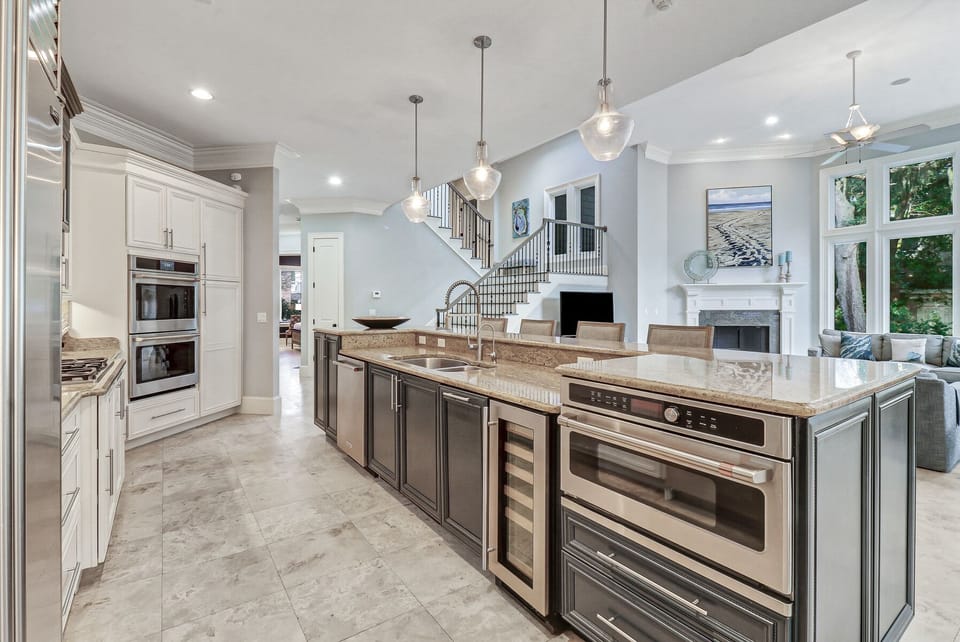 25 Ruddy Turnstone - Fully Equipped Kitchen