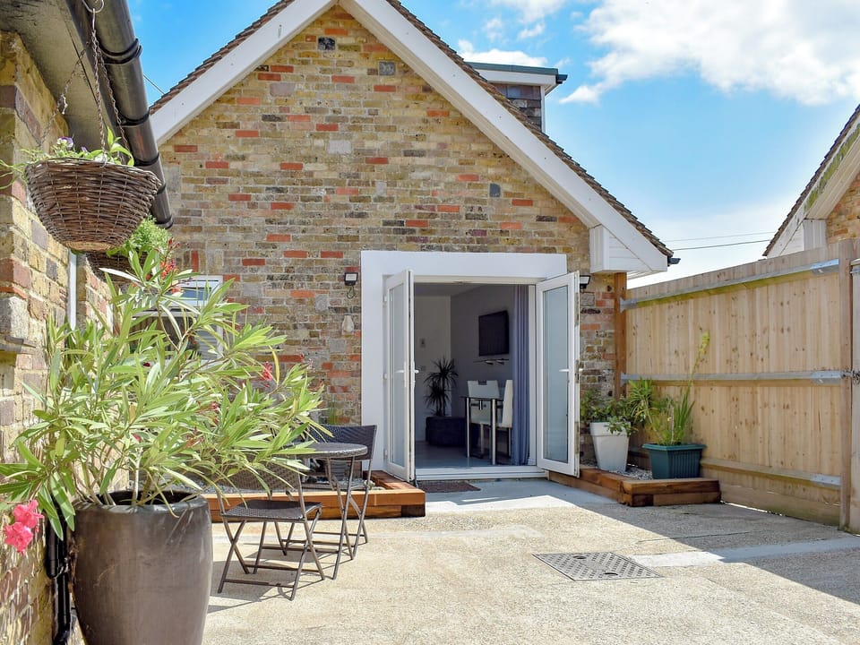 Charming holiday home | Newhope, Winchelsea Beach, near Rye
