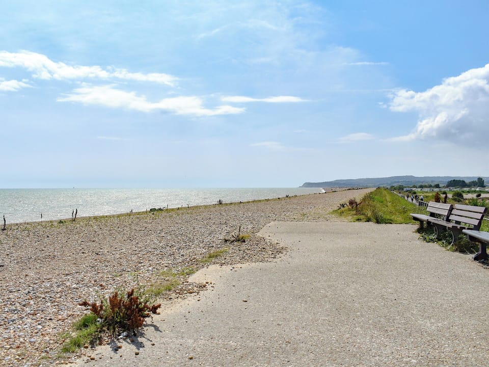 Nearby beach | Newhope, Winchelsea Beach, near Rye