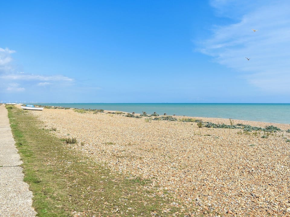 Nearby beach | Newhope, Winchelsea Beach, near Rye