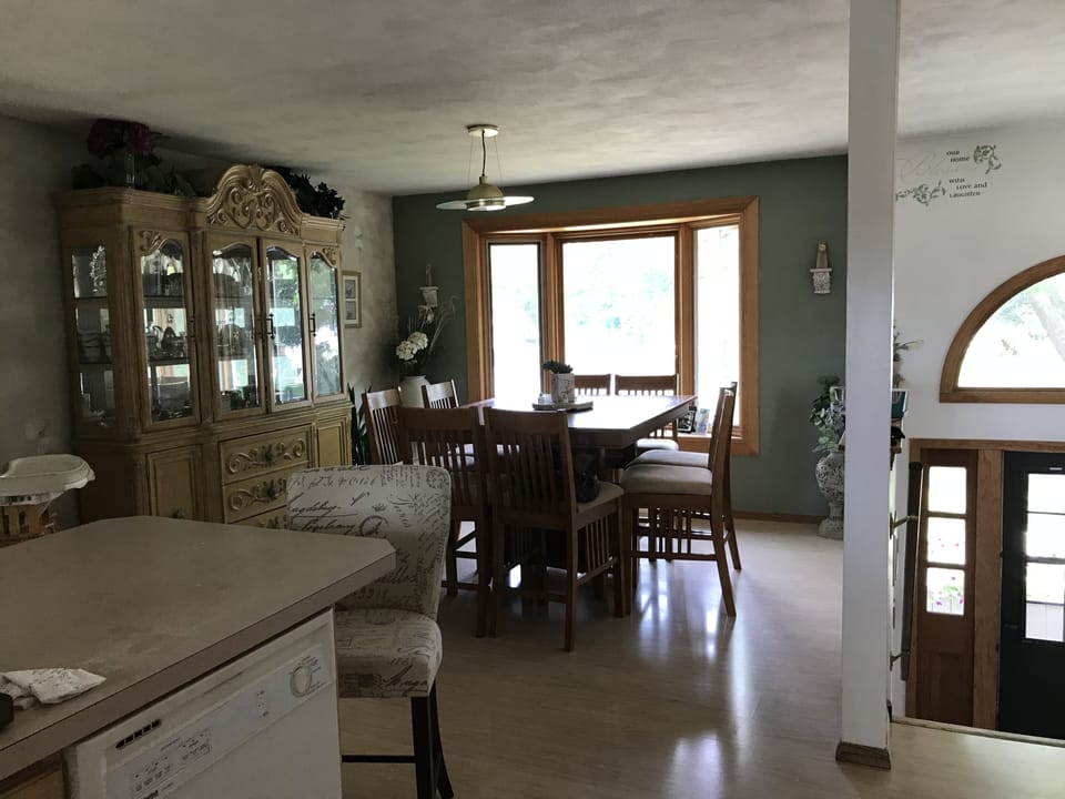 Formal dining room - table seats 8