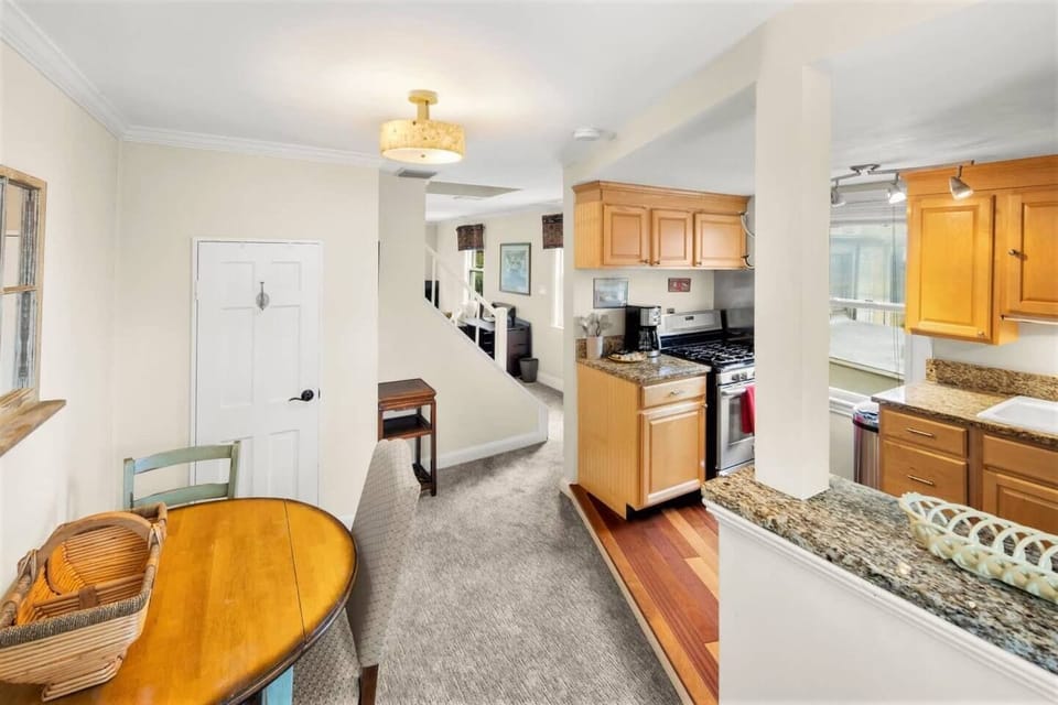 Open spacious kitchen and dining area