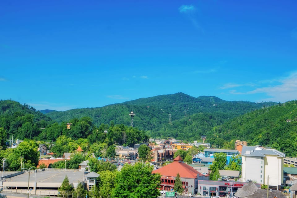 The property is nestled in a vibrant mountain town surrounded by forested peaks and local charm. This scenic area offers easy access to shops, dining, and outdoor adventures.