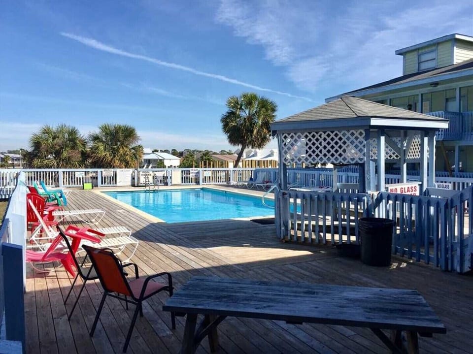Private complex pool