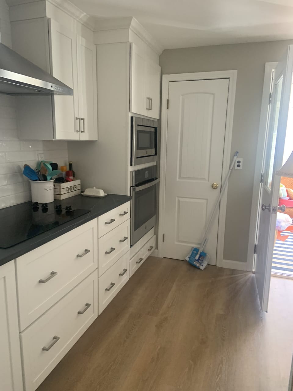 New kitchen with all new appliances