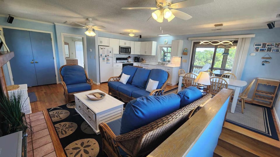 Living Area, Alternate View