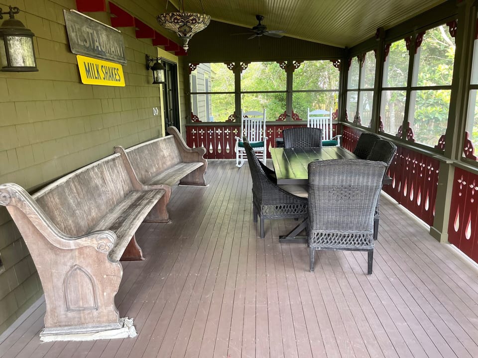 Screened Porch